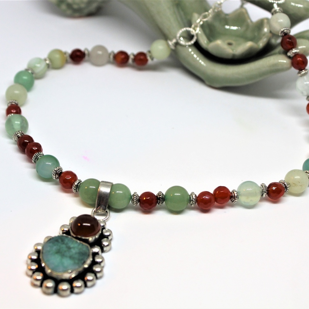 Multi gem pendant beaded necklace